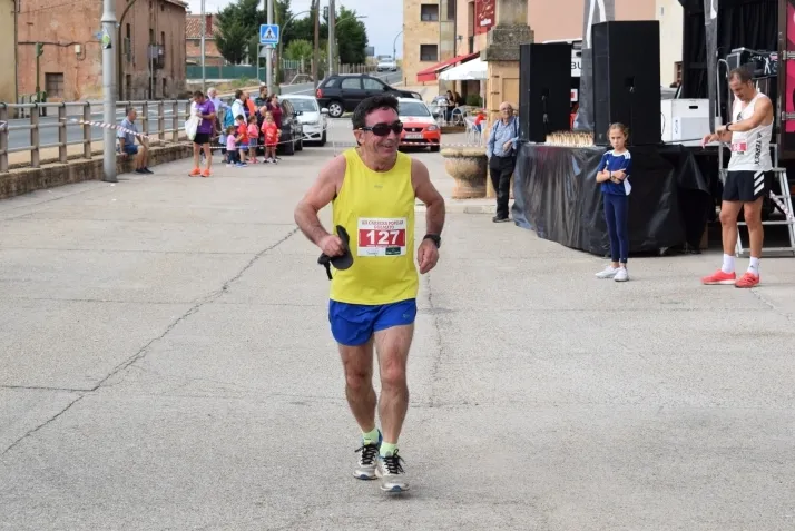 Galer&iacute;a: fiesta del atletismo en Golmayo. Joaqu&iacute;n Mart&iacute;nez y Mar&iacute;a L&aacute;zaro, 