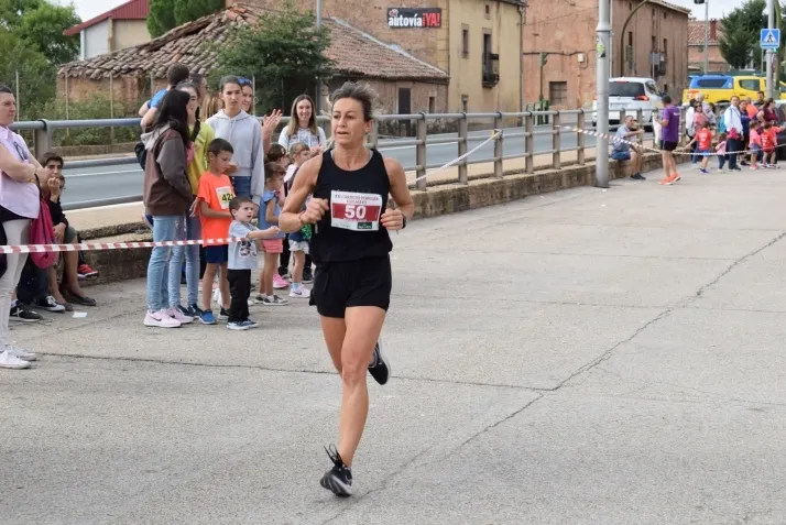 Galer&iacute;a: fiesta del atletismo en Golmayo. Joaqu&iacute;n Mart&iacute;nez y Mar&iacute;a L&aacute;zaro, 