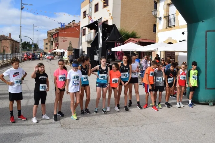 Galer&iacute;a: fiesta del atletismo en Golmayo. Joaqu&iacute;n Mart&iacute;nez y Mar&iacute;a L&aacute;zaro, 