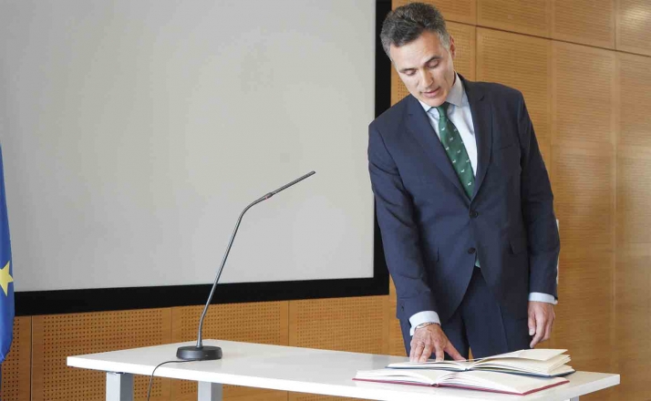 El viceconsejero de Dinamización Industrial y Laboral deja su cargo por la reestructuración de la Consejería