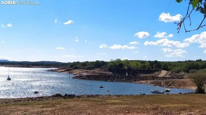 Fotos: aflora el puente romano en el embalse de la Cuerda del Pozo