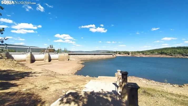 Fotos: aflora el puente romano en el embalse de la Cuerda del Pozo