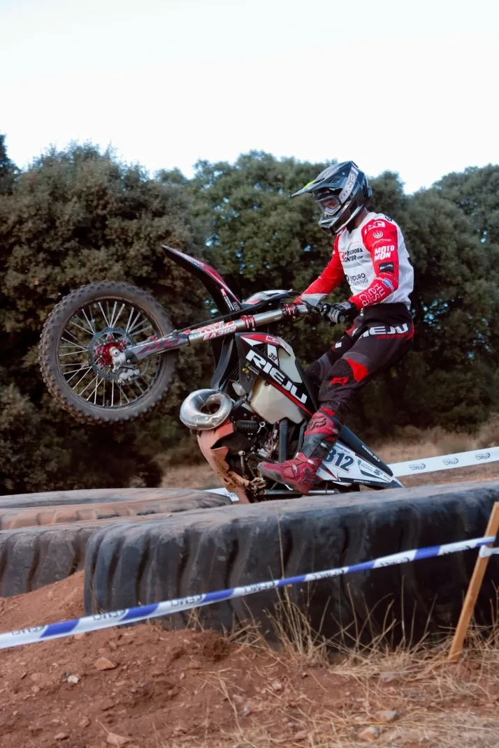SuperEnduro Ólvega/  Por un instante fotografía.