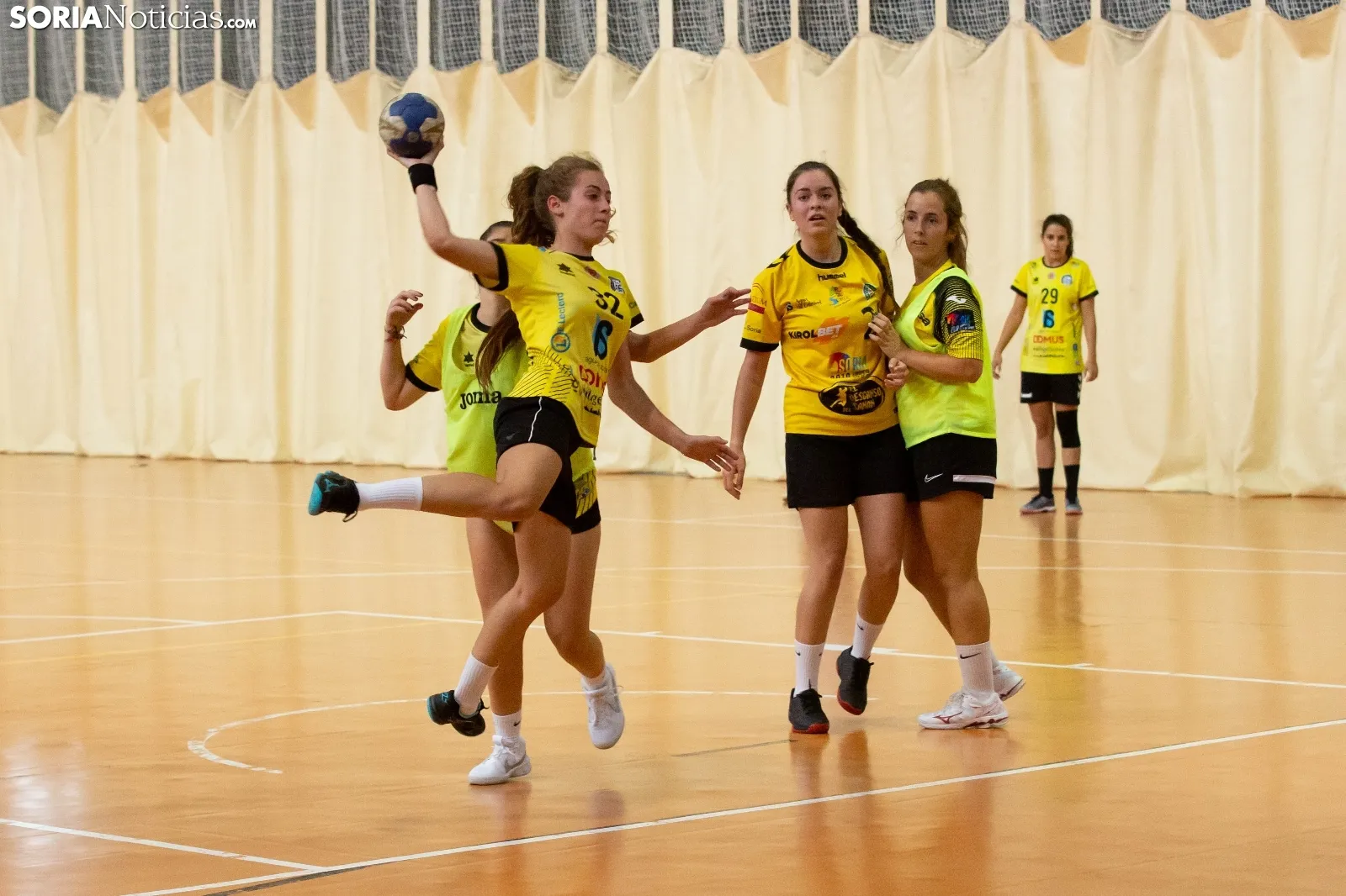 BM SORIA FEMENINO. /MARÍA FERRER