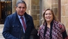 Soledad Borque, con Julio Sanz hoy, a la entrada de la Audiencia Provincial. /SN