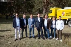 Una imagen de la apertura de la feria cabrejana hoy. /María Ferrer