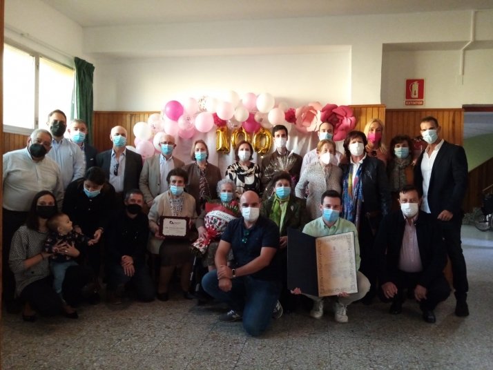 Emiliana Orte Gómez, natural de Castilruiz, celebra su centenario en la residencia de Ágreda
