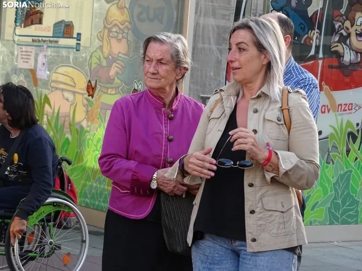 Aspace sale a la calle, festiva, pero reivindicativa
