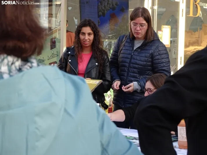 Aspace sale a la calle, festiva, pero reivindicativa