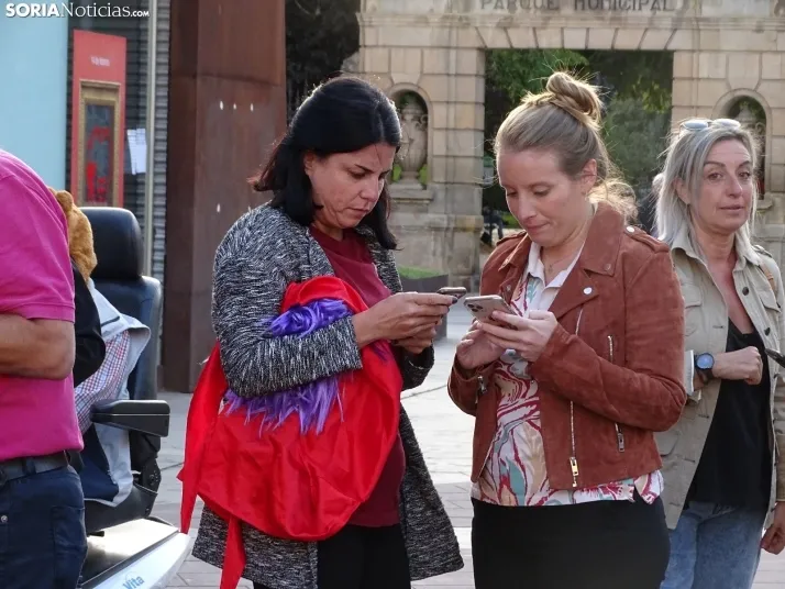 Aspace sale a la calle, festiva, pero reivindicativa