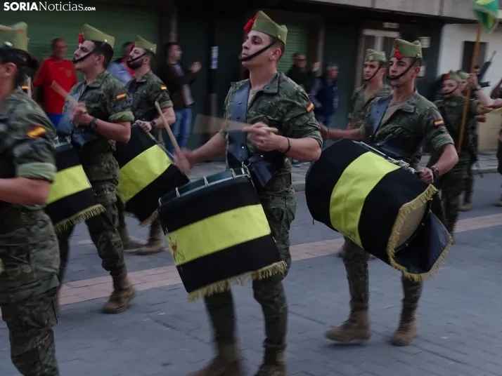 Una imagen del acto protagonizado por la Legión en Navaleno este jueves. /SN