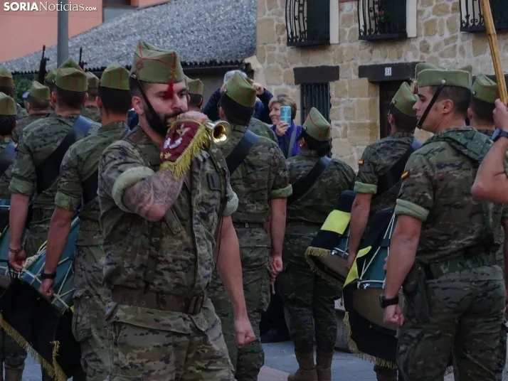 Una imagen del acto protagonizado por la Legión en Navaleno este jueves. /SN