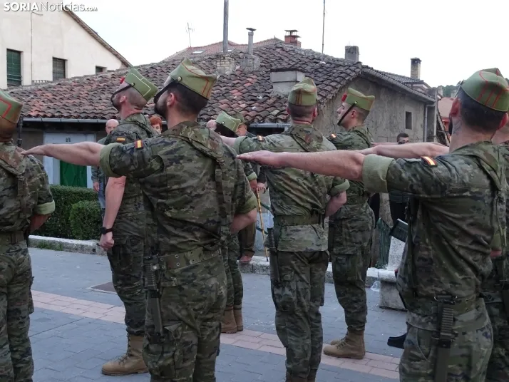 Una imagen del acto protagonizado por la Legión en Navaleno este jueves. /SN