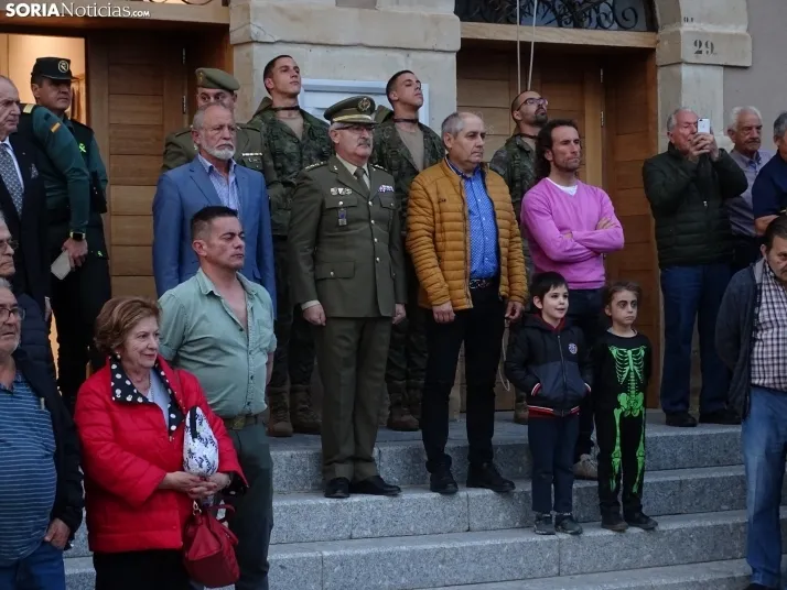 Una imagen del acto protagonizado por la Legión en Navaleno este jueves. /SN