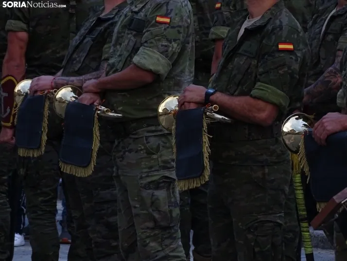 Una imagen del acto protagonizado por la Legión en Navaleno este jueves. /SN
