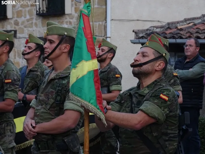Una imagen del acto protagonizado por la Legión en Navaleno este jueves. /SN