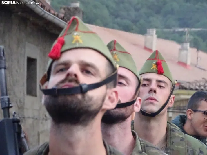 Una imagen del acto protagonizado por la Legión en Navaleno este jueves. /SN