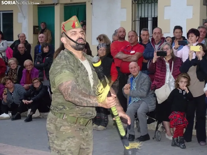 GALER&Iacute;A | Navaleno se vuelca con la Legi&oacute;n