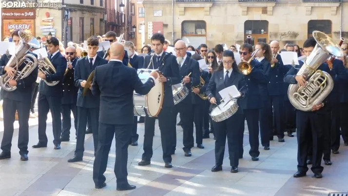 En im&aacute;genes: la Banda Municipal y sus pasodobles taurinos abarrotan Mariano Granados