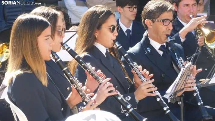En im&aacute;genes: la Banda Municipal y sus pasodobles taurinos abarrotan Mariano Granados