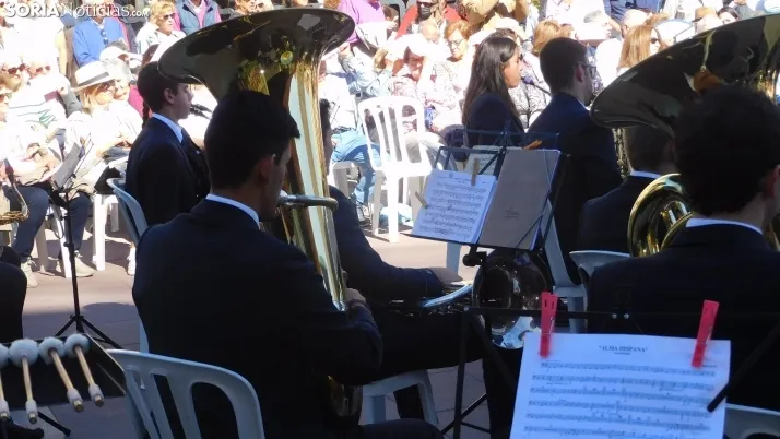 En im&aacute;genes: la Banda Municipal y sus pasodobles taurinos abarrotan Mariano Granados