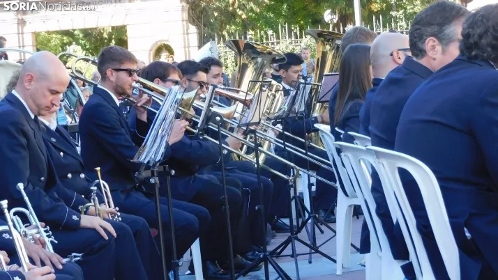 En im&aacute;genes: la Banda Municipal y sus pasodobles taurinos abarrotan Mariano Granados