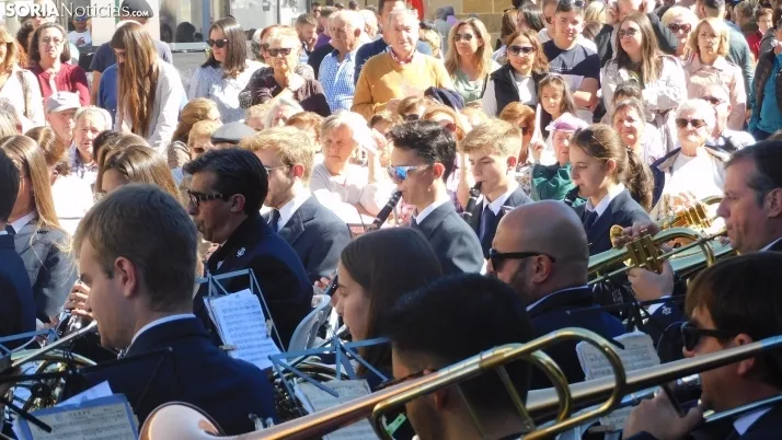En im&aacute;genes: la Banda Municipal y sus pasodobles taurinos abarrotan Mariano Granados