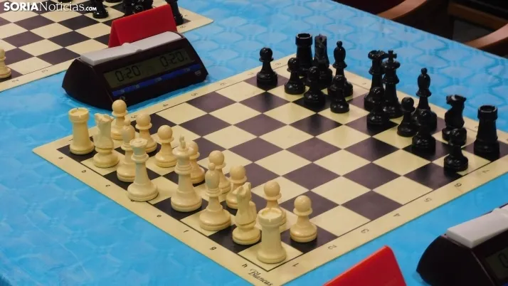 Fotos: 60 jugadores se dan cita en el torneo de ajedrez de San Saturio
