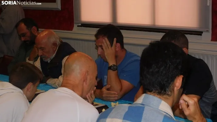 Fotos: 60 jugadores se dan cita en el torneo de ajedrez de San Saturio