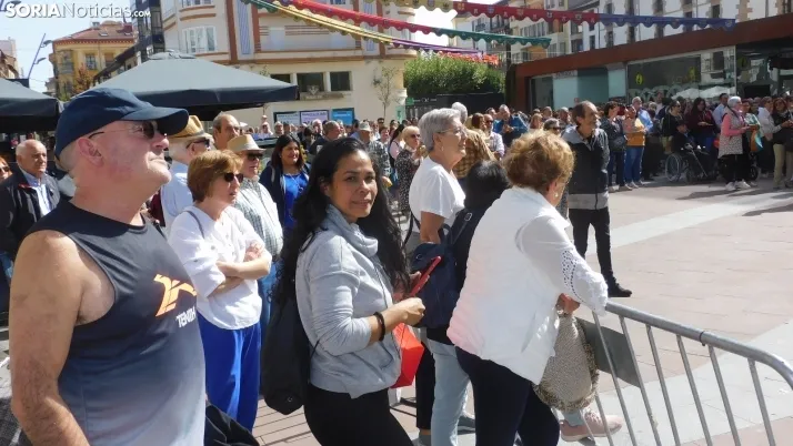 Fotos: Mariano Granados se traslada hasta M&eacute;xico con un grupo de mariachis