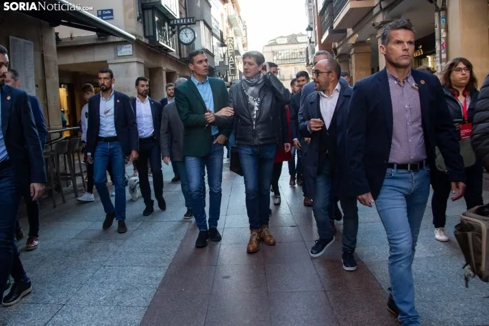 La visita de Pedro Sánchez en imágenes