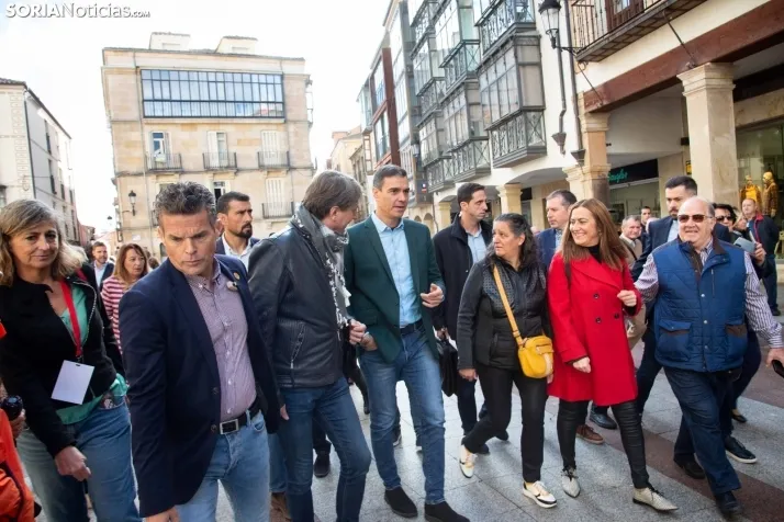 La visita de Pedro Sánchez en imágenes