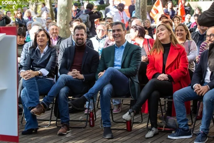 La visita de Pedro Sánchez en imágenes