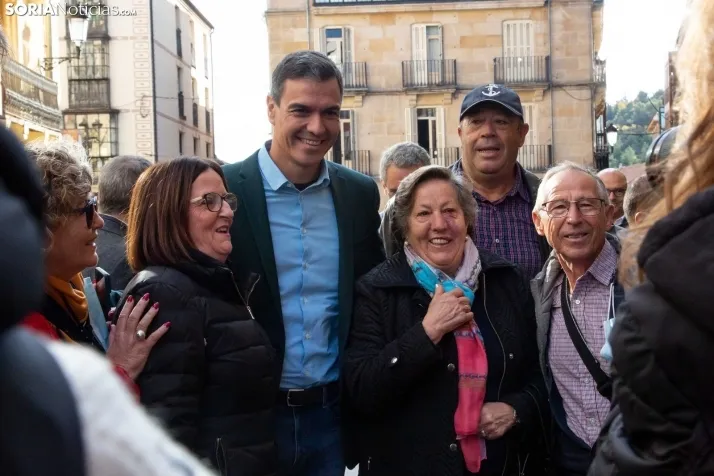 La visita de Pedro Sánchez en imágenes
