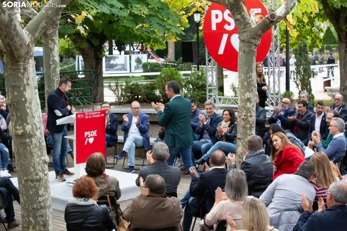 La visita de Pedro Sánchez en imágenes