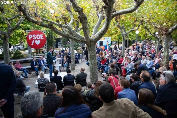 La visita de Pedro Sánchez en imágenes