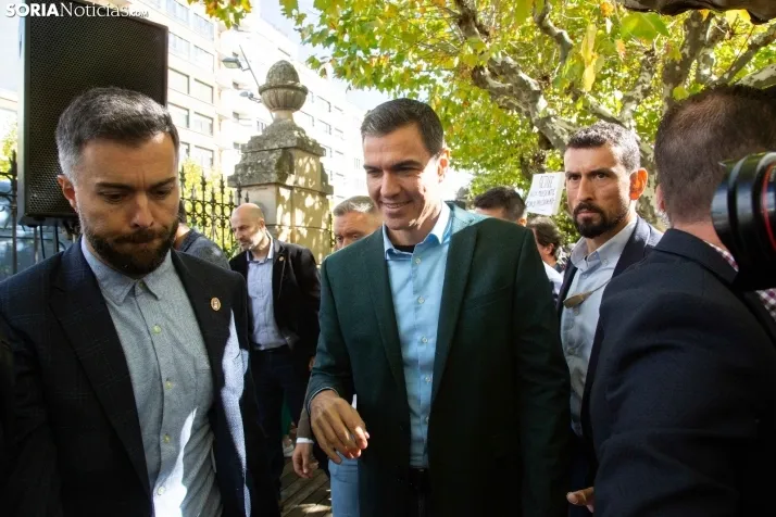 La visita de Pedro Sánchez en imágenes