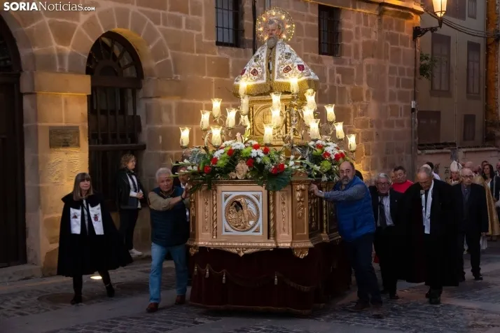 Procesión y traca en honor a San Saturio