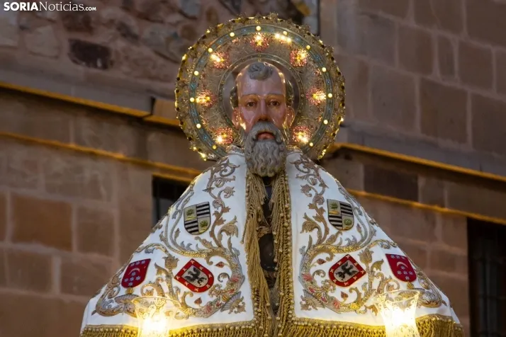 Procesión y traca en honor a San Saturio