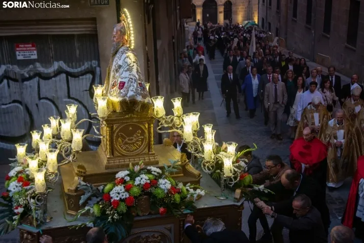 Procesión y traca en honor a San Saturio