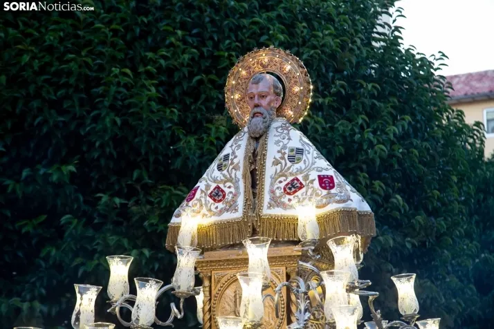 Procesión y traca en honor a San Saturio