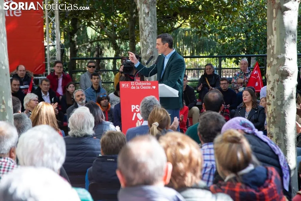 Foto 2 - Pedro S&aacute;nchez defiende en Soria las ayudas al funcionamiento
