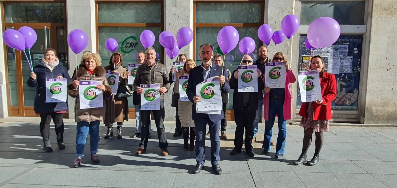 Concentración simbólica de la UA CSIF Castilla y León.