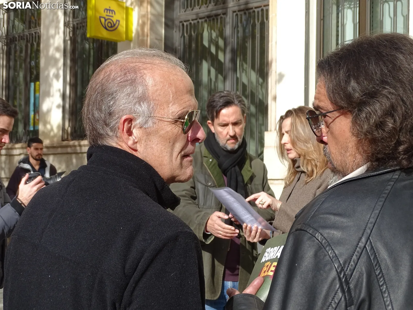 Una imagen del acto celebrado hoy en El Espolón convocado por Vox Soria. /SN
