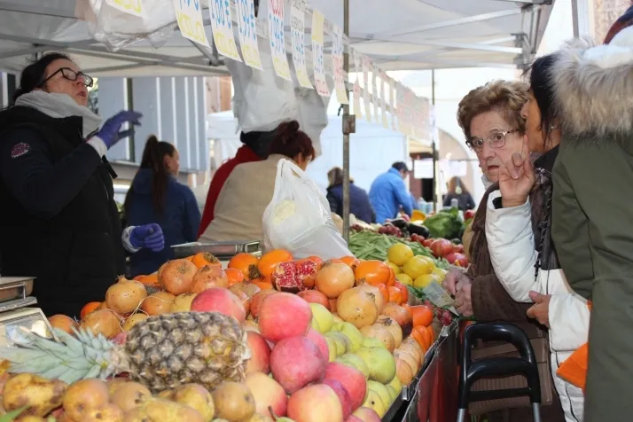 En im&aacute;genes: El mercadillo de los jueves en Soria
