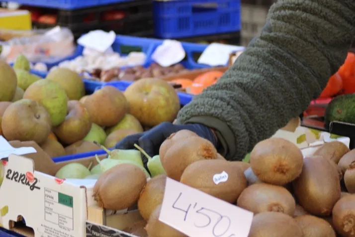 En im&aacute;genes: El mercadillo de los jueves en Soria