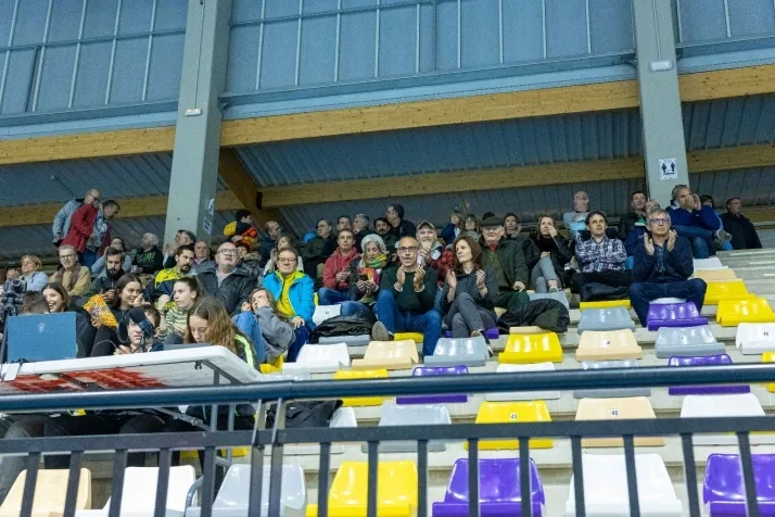 Galer&iacute;a de im&aacute;genes: v&eacute;rtigo en el BM Soria-BM Torrelavega