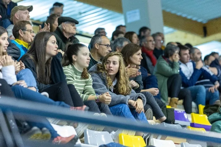 Galer&iacute;a de im&aacute;genes: v&eacute;rtigo en el BM Soria-BM Torrelavega