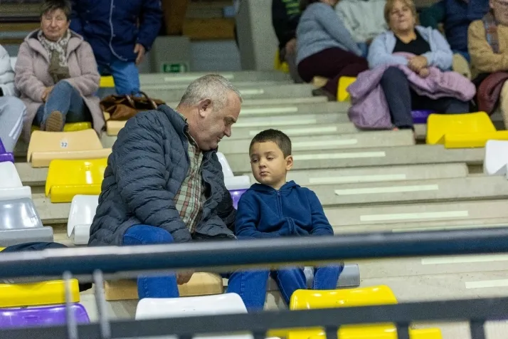 Galer&iacute;a de im&aacute;genes: v&eacute;rtigo en el BM Soria-BM Torrelavega