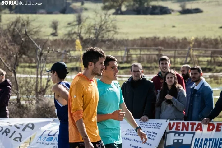 Fotos: Thierry Ndikumwenayo y Lucy Maiwa triunfan en el Cross de Soria